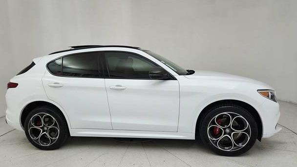 ALFA ROMEO STELVIO 2021 ZASPAKBN1M7C98790 image